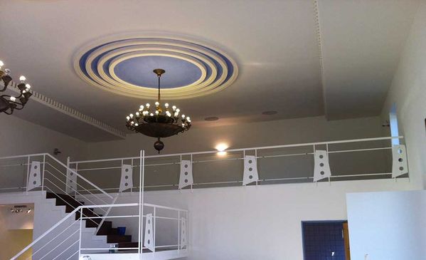 Kronleuchter mit LED-Beleuchtung im Sauerland. Fotoquelle: LichtSupport, Hemer